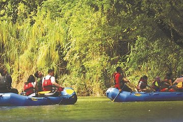 Nature Wildlife Safari Float Tour from La Fortuna-Arenal