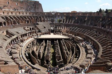 Colosseum Roman Forum and Palatine Self Guided Tour with tickets 