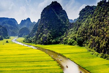 Hoa Lu Tam Coc Full-Day DELUXE Tour Including BUFFET LUNCH & River Boat Ride