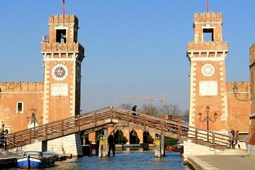 Private Walking Tour: Castello District in Venice