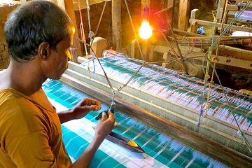 Day trip from Kolkata to meet the magical Saree Weavers of Dhaniakhali 
