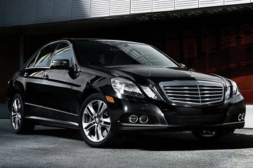 Private Transfer from Paris City to Disneyland Paris by Sedan