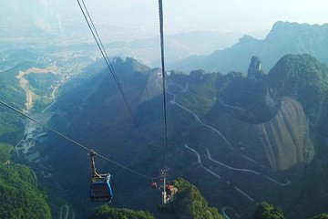 Full-Day Private Tour of Tianmen Mountain With the Skywalk