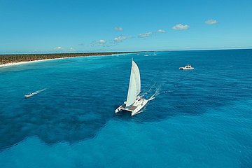 Quetzal Catamaran Cruise Prestige to Saona Island