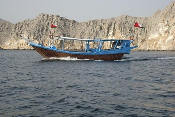 Full-Day Dhow Cruise in Khasab Musandam