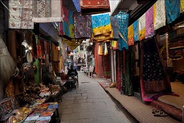 Private Bengali Tola Walk in Varanasi