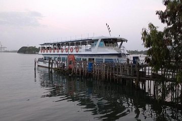 Cochin's Broadway Bazaar - A Walking Tour with Breakfast