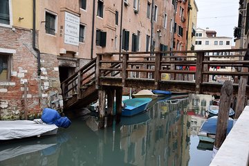 Venice: Jewish Ghetto walking tour with time for Synagogues Tour