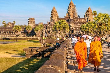 Join Tours Angkor Wat & Small Groups Full Day