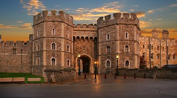 Windsor Castle and Stonehenge Extended Visit with Admission