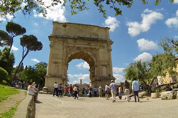 Small-Group Tour of Roman Forum, Palatine Hill & Circus Maximus