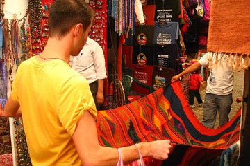 Shopping Tour in Guatemala City from Antigua