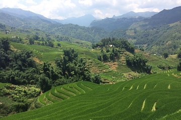 2days 2nights Private tour Sapa trekking 1 way train 1 way luxury bus from Hanoi