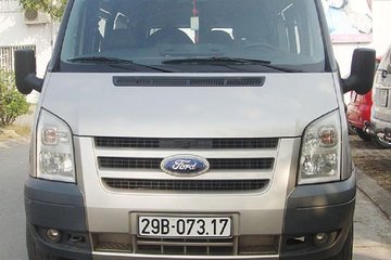 Hanoi central private transfer to Noibai airport with luxurycar16seat from Hanoi