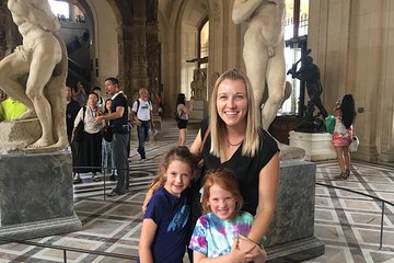 Kids and Families skip the ticket line Private Louvre Tour Paris