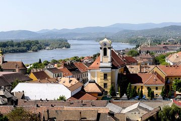 The Beautiful Baroque City of Vác, private Tour from Budapest