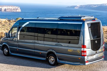 Santorini Private Tour by Luxurious Minivan for Cruise Ship Travelers