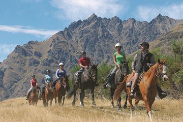 Half Day Walter Peak Horse Trek and Cruise from Queenstown