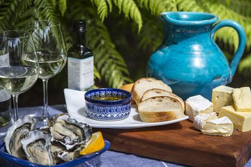 Waiheke Island Gourmet Food and Wine Tour