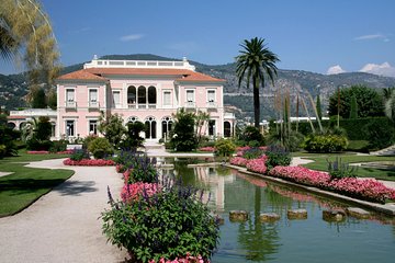 Life of Beatrice Rothschild the Greek tradition and perfumes in Eze