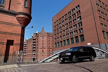 Private Small-Group Hamburg City Tour with a Luxury Vehicle