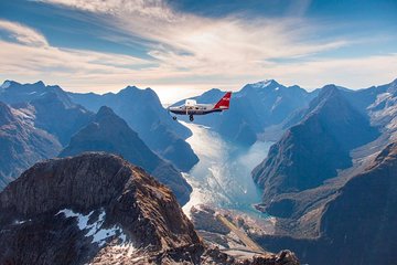 Milford Sound Scenic Flight from Queenstown