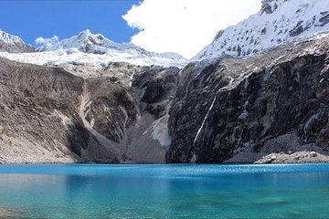 Lake 69 Full-Day Hiking Tour from Huaraz