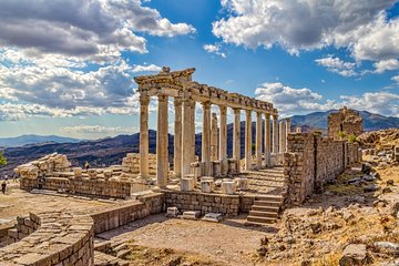 Small-Group Full Day Pergamum and Asklepion Tour from Izmir