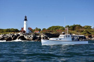 Private Lighthouse Sightseeing Charter on a Vintage Lobster Boat