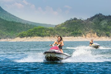 Cabra Corral Dam for Adrenaline Junkies: Banana Boat & Jet Ski