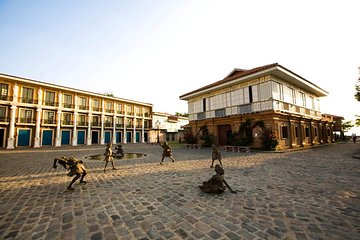 Heritage Day Trip to Las Casas Filipinas from Makati or Manila Bay
