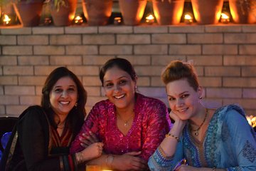 Experience Diwali: Celebrate with a Local Indian Family in Mumbai