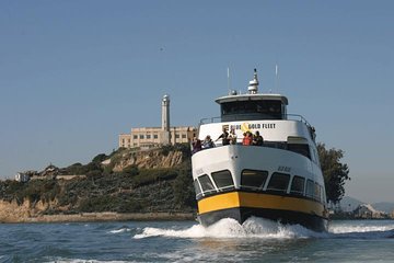 Escape from the Rock! Cruise around Alcatraz