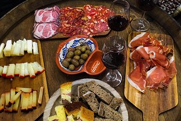 Porto Food & Wine Tasting Tour with Lunch or Dinner Option