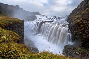 Golden Circle Day Tour in Mini Bus from Reykjavik with Fridheimar Tomato Farm