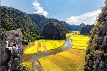 Hang Mua - Hoa Lu - Tam Coc Small Group Tour 8 People a Group