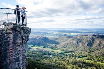 3-Day Melbourne to Adelaide Small-Group Tour via Great Ocean Road Grampians