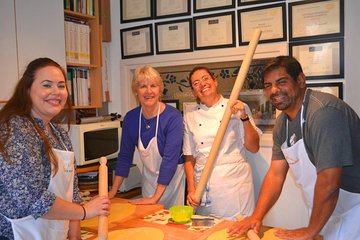 An exclusive experience: food market, private chef and lunch!