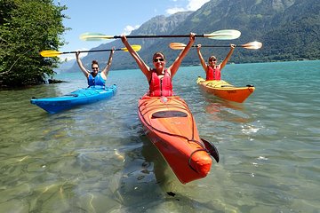 Kayak Tour of the Turquoise Lake Brienz