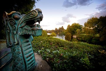 Hamilton Gardens & Hobbiton Exclusive Luxury Day Tour From Auckland