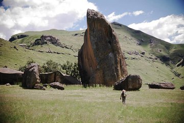 Hike & Stay Overnight in a Cave in the Ukhahlamba Drakensberg