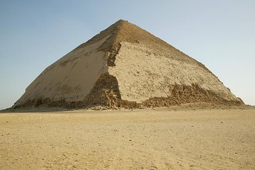 Full Day private Tour For The History of The Pyramids Built