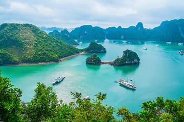 Private Halong Bay Sailing Cruise from Hanoi