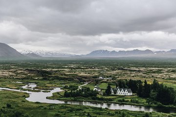 Private Golden Circle Thingvellir,Geysir,Gullfoss,Fridheimar