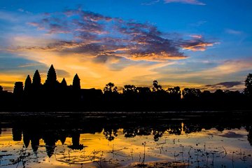 Angkor Wat Private Tour with Sunset Watching