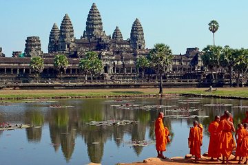 Two-days tour discovering Angkor Wat and Beng Mealea Temple