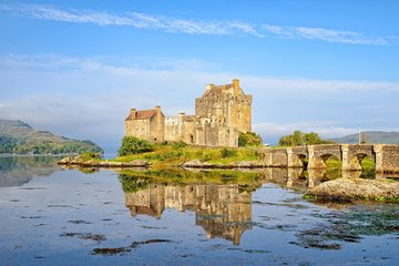 Eilean Donan, Loch Ness & Glenfinnan - 2 Day Tour from Edinburgh