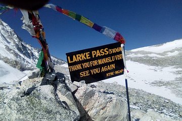 Manaslu Trek with Larke Pass