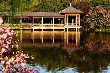 Hangzhou West Lake Walking Day Tour