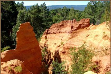 Full-day Luberon Tour from Avignon Including lunch